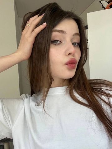 Полина